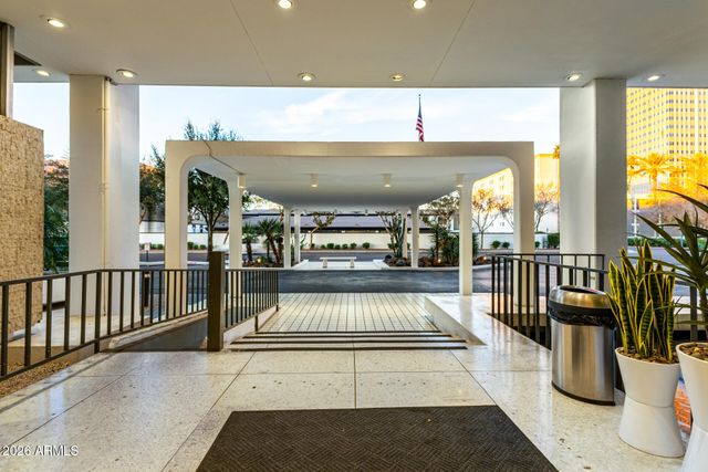 207 W Clarendon Avenue 21C, Phoenix, AZ 85013