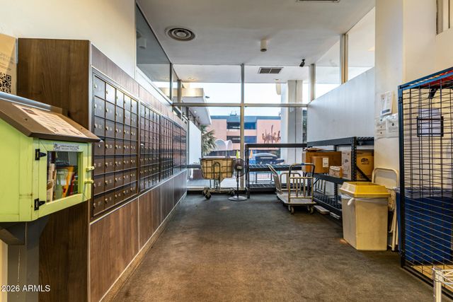 207 W Clarendon Avenue 21C, Phoenix, AZ 85013