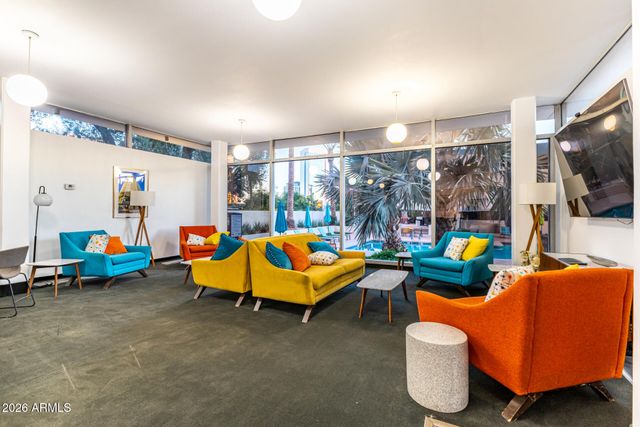 207 W Clarendon Avenue 21C, Phoenix, AZ 85013