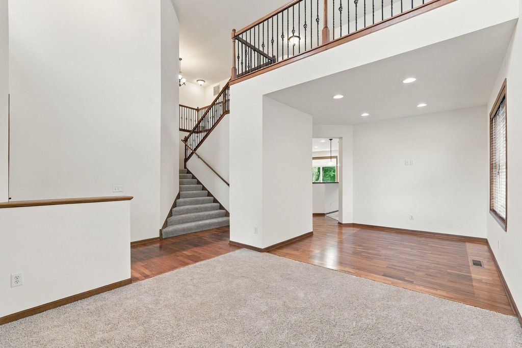 6813 67th Street NE, Albertville, MN 55301 — photo 2
