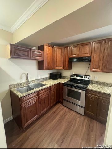 219 W Silver Sands Dr Apt 1, San Antonio, TX 78216