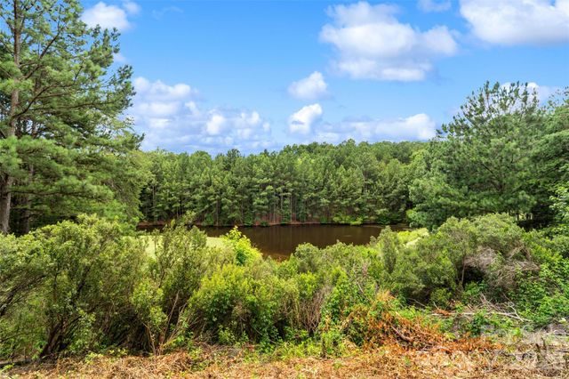 411 Shoreline Parkway, Tega Cay, SC 29708