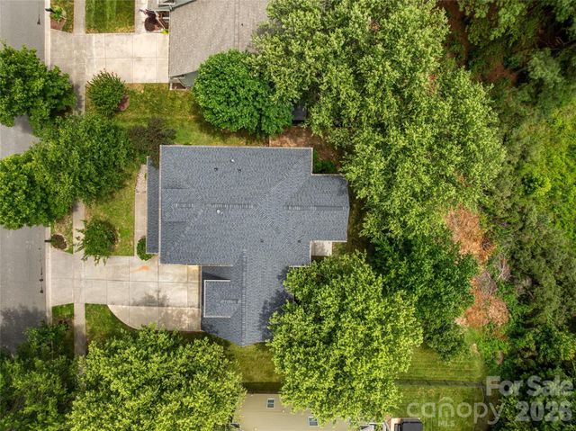 411 Shoreline Parkway, Tega Cay, SC 29708