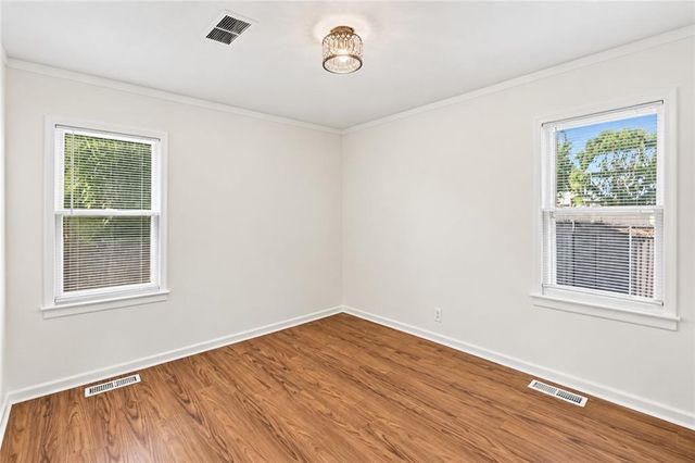 6840 E 139th Street, Grandview, MO 64030