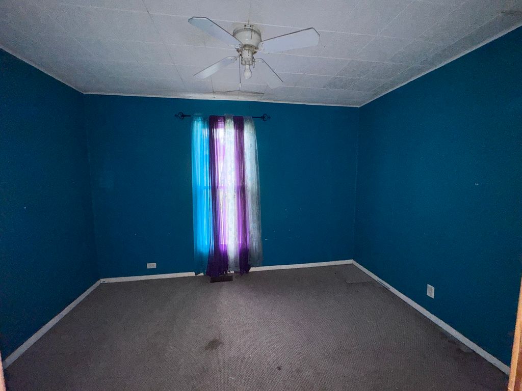 Image 22 of property listing at 1004 S Cherry Street, Centralia, IL 62801