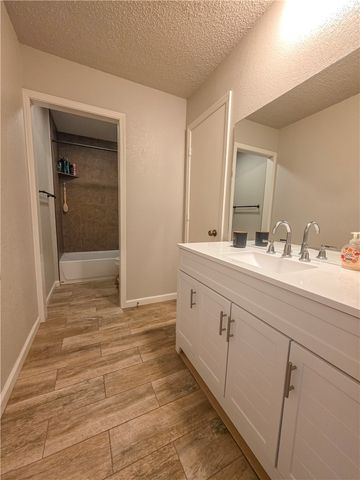 707 Valley West Drive, Rogers, AR 72756