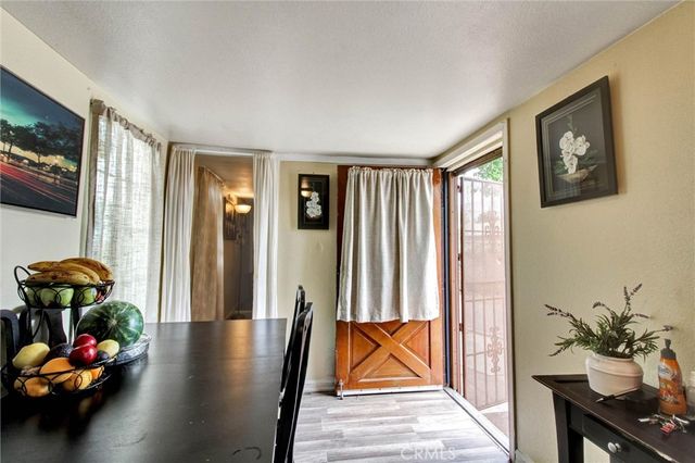 4015 MOUNTAIN DR spc 2 2, San Bernardino, CA 92407