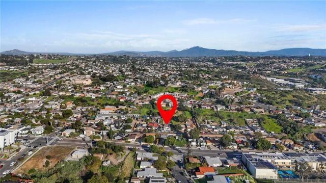 825 51st, San Diego, CA 92114