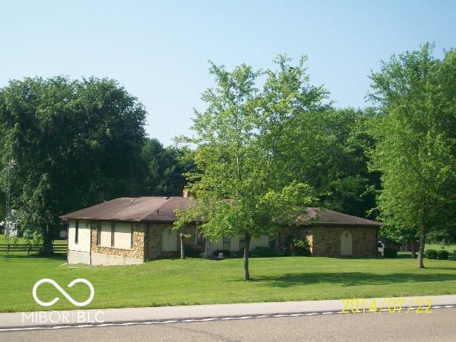 5427 State Road 46 East E, Nashville, IN 47448