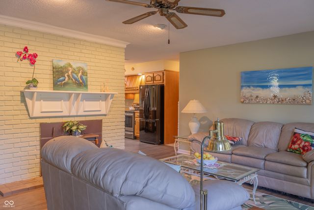 5427 State Road 46 East E, Nashville, IN 47448