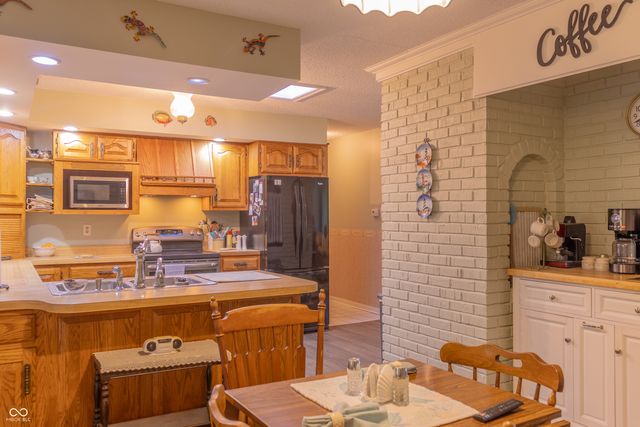 5427 State Road 46 East E, Nashville, IN 47448