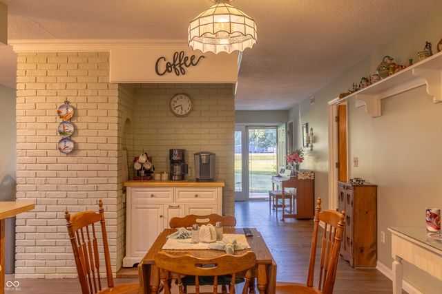 5427 State Road 46 East E, Nashville, IN 47448