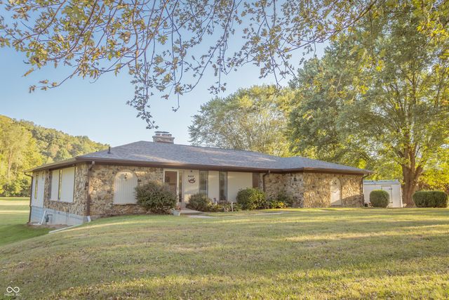 5427 State Road 46 East E, Nashville, IN 47448