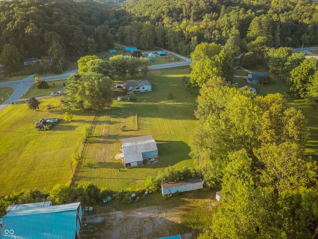 5427 State Road 46 East E, Nashville, IN 47448