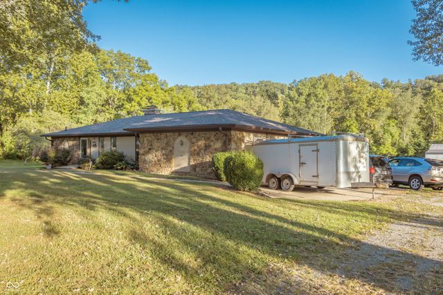5427 State Road 46 East E, Nashville, IN 47448