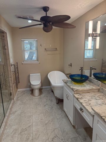 129 oak grove, Boerne, TX 78006