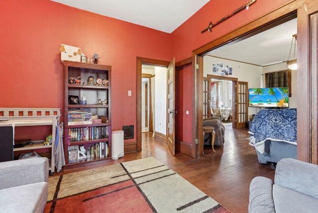 293 Warner Avenue, Logan, OH 43138