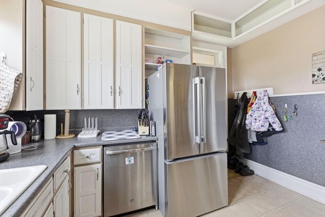 293 Warner Avenue, Logan, OH 43138