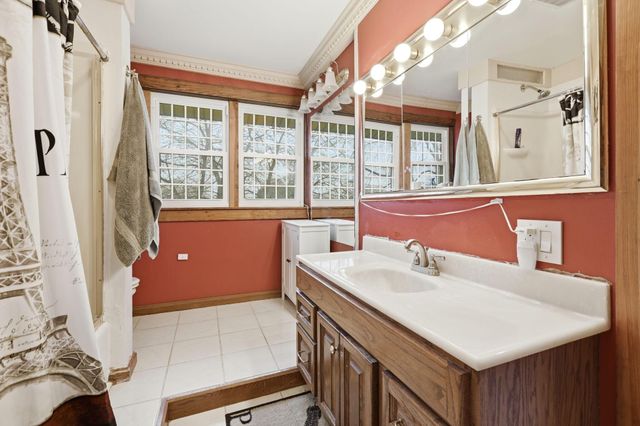 293 Warner Avenue, Logan, OH 43138