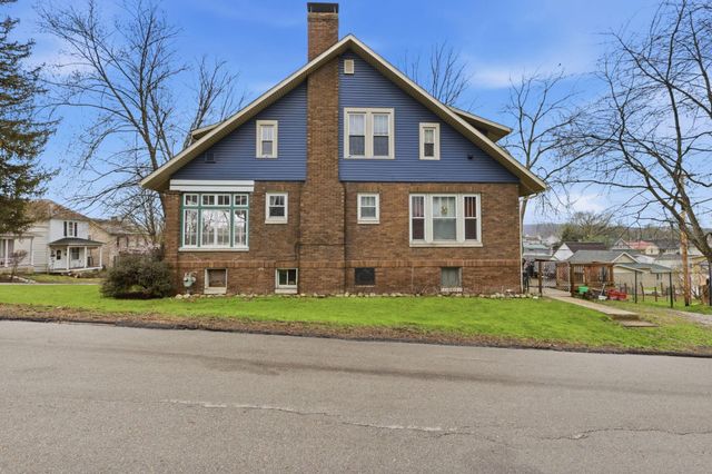 293 Warner Avenue, Logan, OH 43138