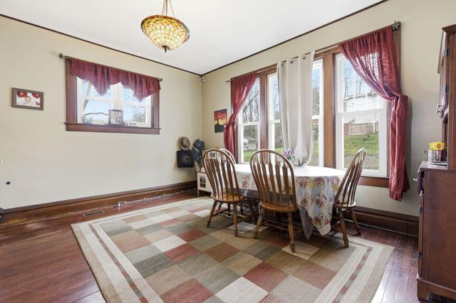 293 Warner Avenue, Logan, OH 43138