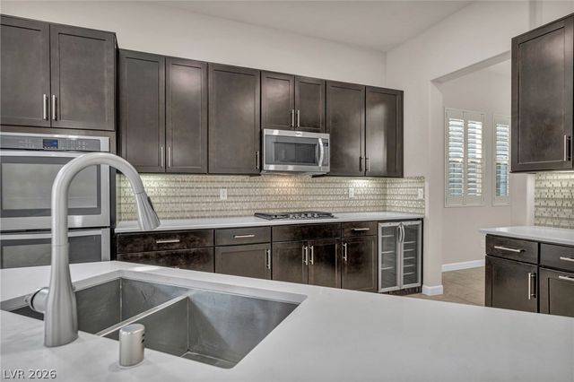 3139 DALMAZIA Avenue, Henderson, NV 89044