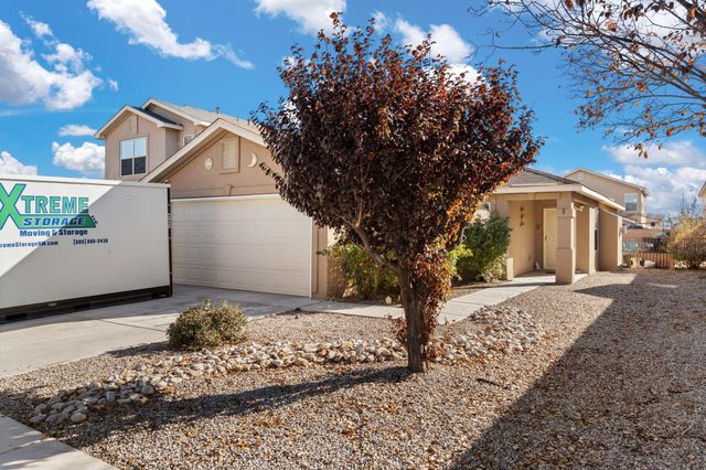 1105 Telstar Loop NW, Albuquerque, NM 87121
