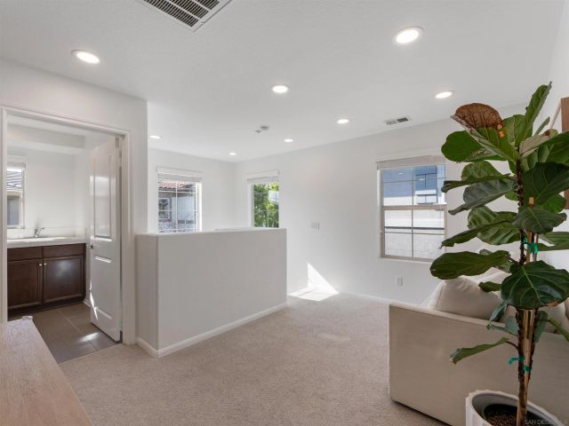 2259 Flatiron Way, San Marcos, CA 92078