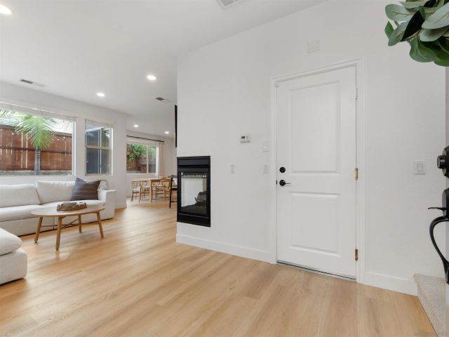 2259 Flatiron Way, San Marcos, CA 92078