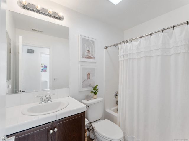 2259 Flatiron Way, San Marcos, CA 92078