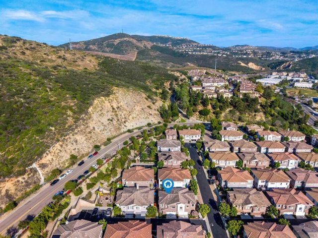 2259 Flatiron Way, San Marcos, CA 92078