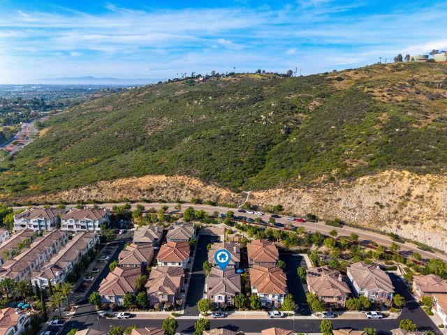 2259 Flatiron Way, San Marcos, CA 92078