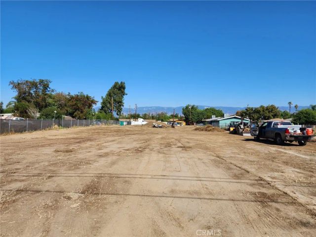 1220 coulston, San Bernardino, CA 92408