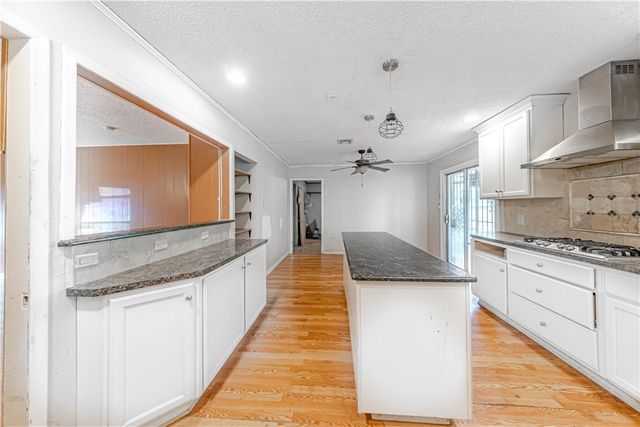 445 Troy Dr, Corpus Christi, TX 78412