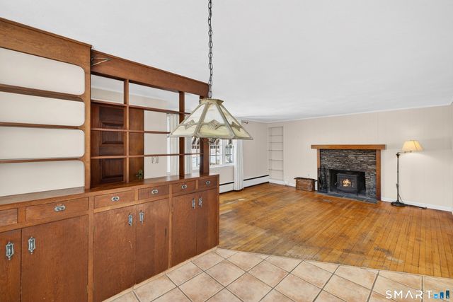 7 Deerbrook Road, Norwich, CT 06360