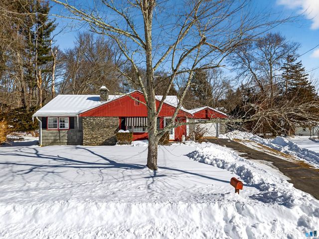 7 Deerbrook Road, Norwich, CT 06360