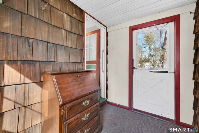 7 Deerbrook Road, Norwich, CT 06360