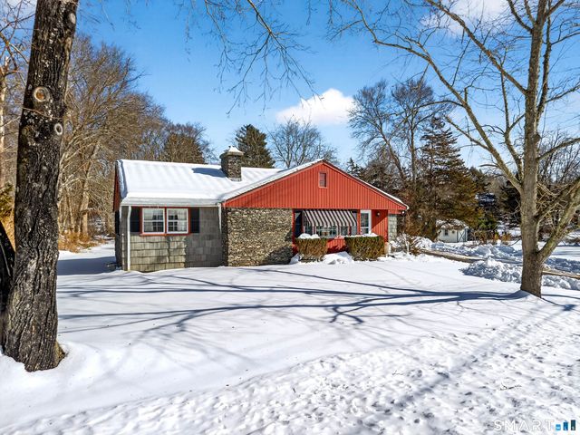 7 Deerbrook Road, Norwich, CT 06360