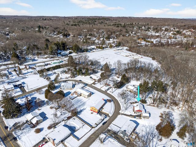 7 Deerbrook Road, Norwich, CT 06360