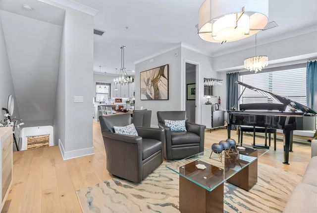 946 HIGHLAND AVENUE 27, Dunedin, FL 34698