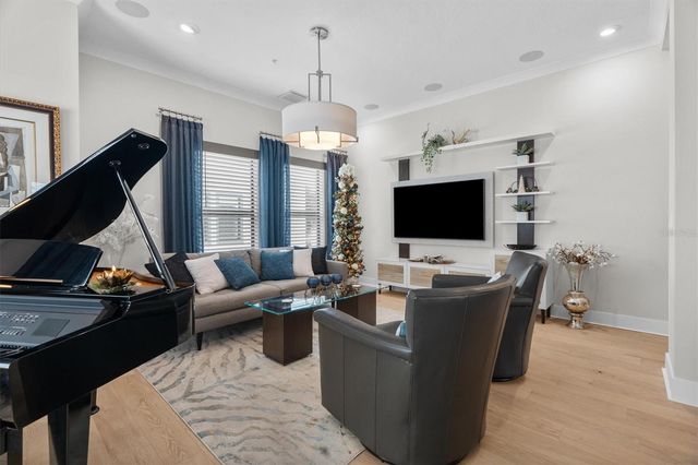 946 HIGHLAND AVENUE 27, Dunedin, FL 34698