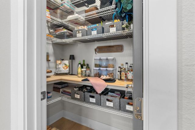 946 HIGHLAND AVENUE 27, Dunedin, FL 34698