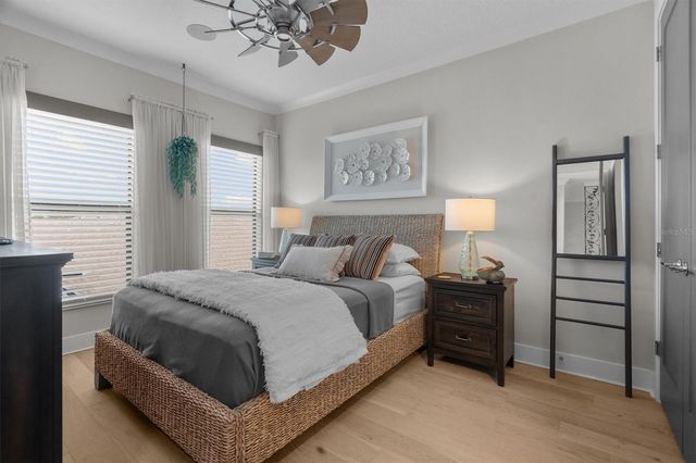 946 HIGHLAND AVENUE 27, Dunedin, FL 34698