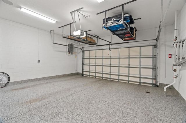 946 HIGHLAND AVENUE 27, Dunedin, FL 34698