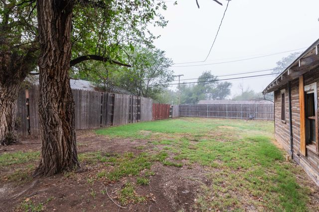 1202 S Western Street, Amarillo, TX 79106