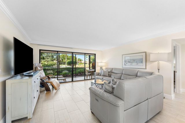 4601 Kittiwake Court Kittiwake, Boynton Beach, FL 33436