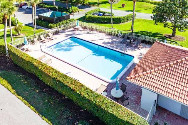 4601 Kittiwake Court Kittiwake, Boynton Beach, FL 33436