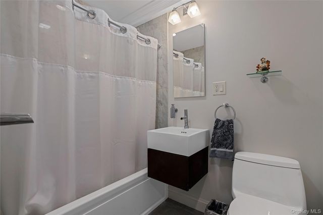 12 Old Mamaroneck Avenue 6C, White Plains, NY 10605