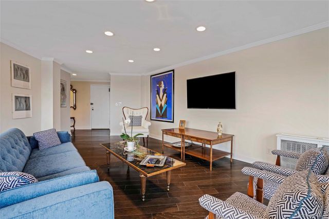 12 Old Mamaroneck Avenue 6C, White Plains, NY 10605