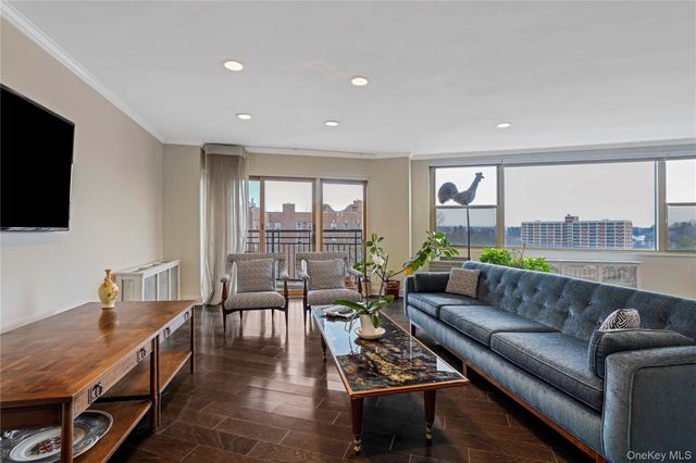 12 Old Mamaroneck Avenue 6C, White Plains, NY 10605